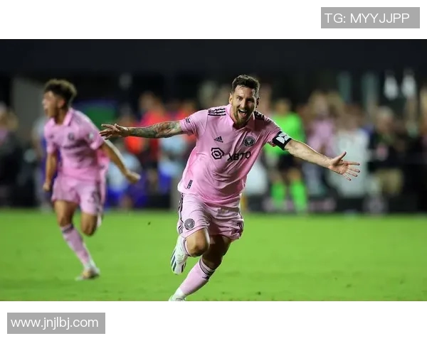 梅西足球技术解析:从控球到突破的全面解析与独特风格剖析 梅西足球技术解析:从控球到突破的全面解析与独特风格剖析