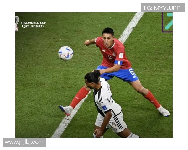 足球世界杯激战正酣各大强队奋力争夺荣耀冠军誓言点燃全球球迷热情