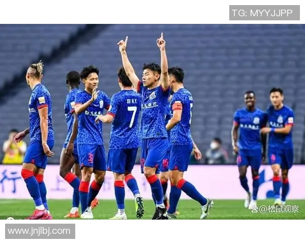 南京篮球队逆袭之路揭秘：从低谷到巅峰的奋斗与荣耀