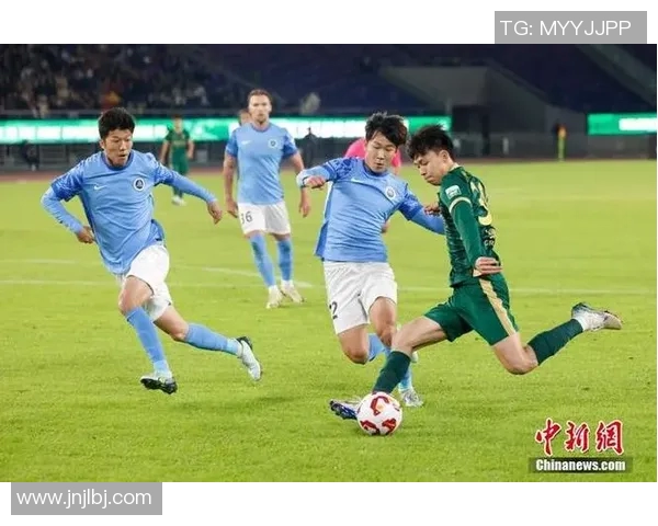 赛后分析：杭州足球队与深圳足球队的耐力对决全景回顾