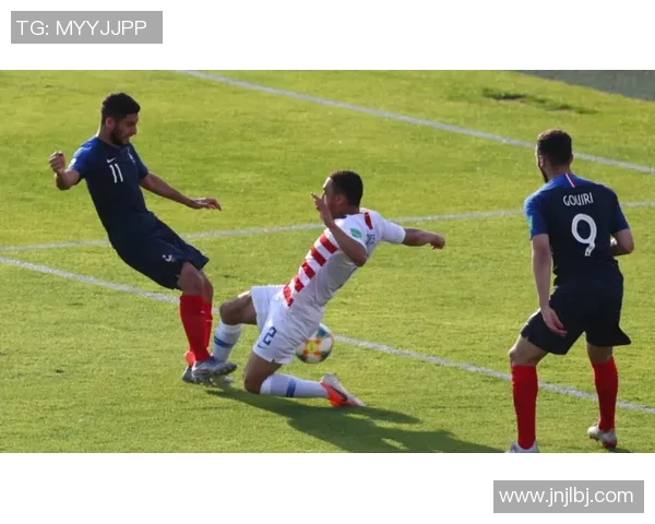 黄秀英专访：追忆足球生涯中的辉煌与挑战