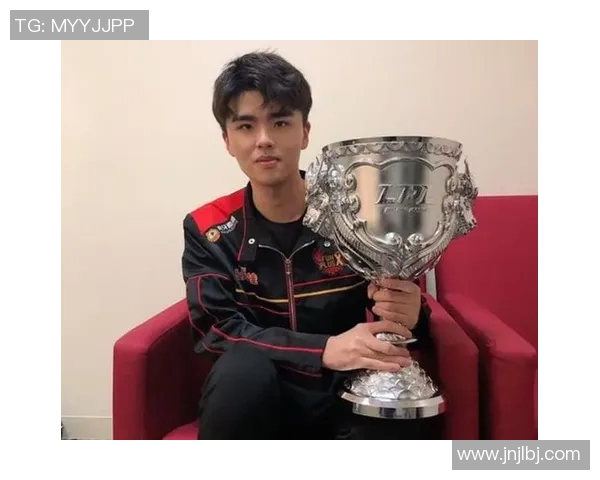 聚焦CSGOV5战队意识提升与战术创新的深度探讨